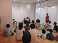 10月のおはなし会のお知らせ(英語でおはなし会もあります♪)
